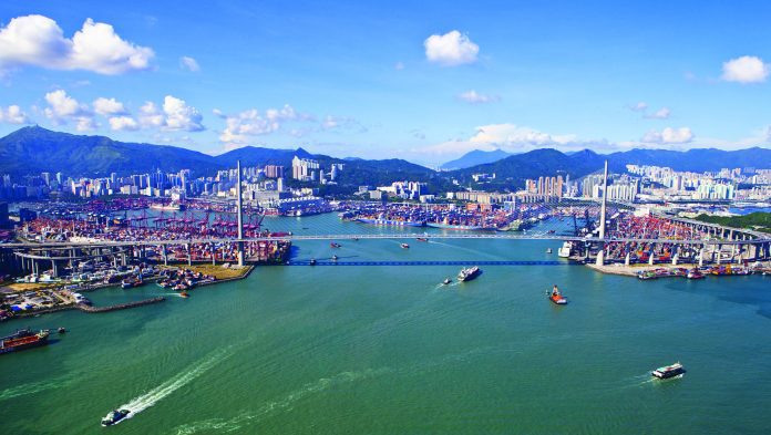 Container throughput of Hong Kong port (China) in January-February 2021 fell by 2.4%