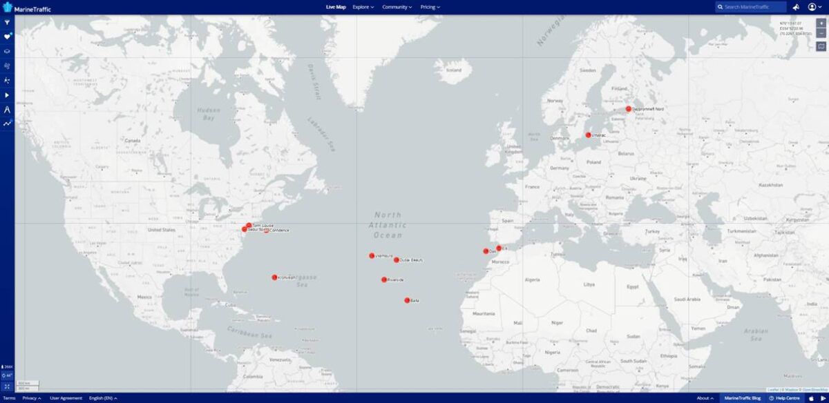 2 tankers fill up with Russian oil after 45-day US countdown begins