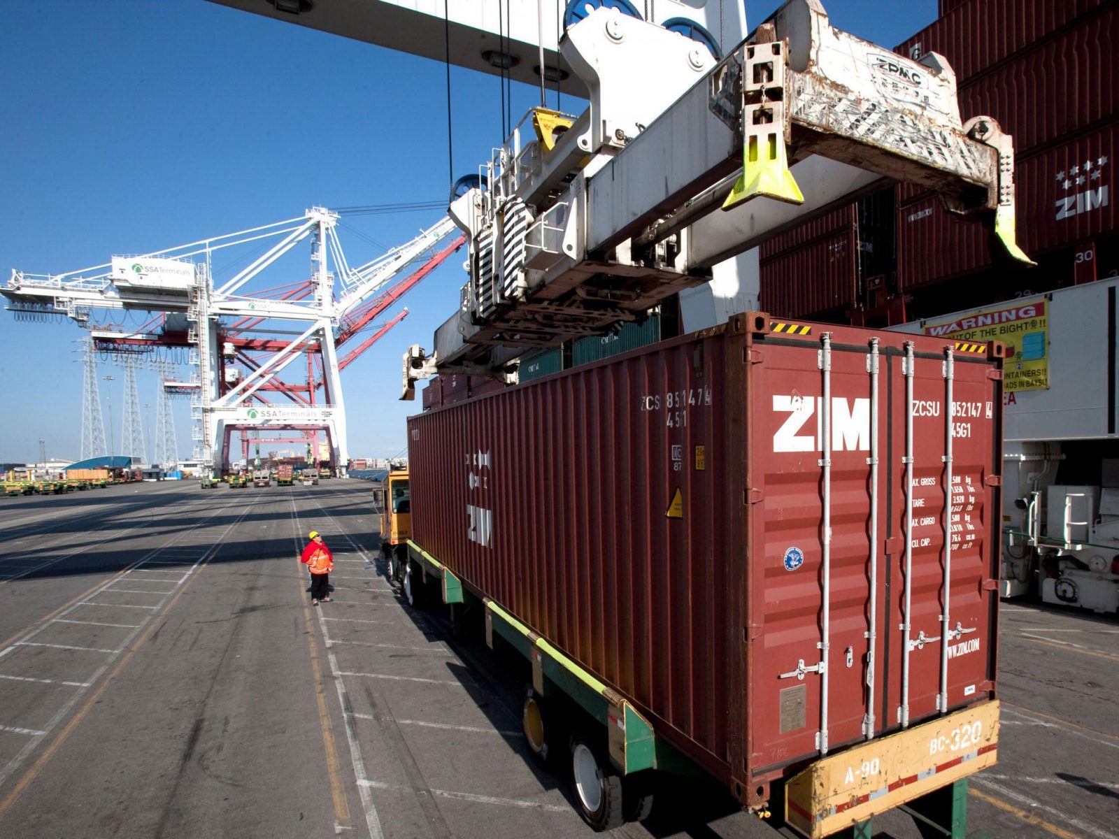Covid Cases for U.S. West Coast Dockworkers Top All of 2021’s