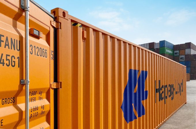 Hapag-Lloyd eyes a competitive edge with dry container tracking technology
