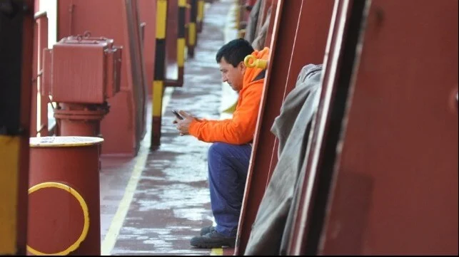 Seafarer Job Satisfaction Falls to Eight Year Low