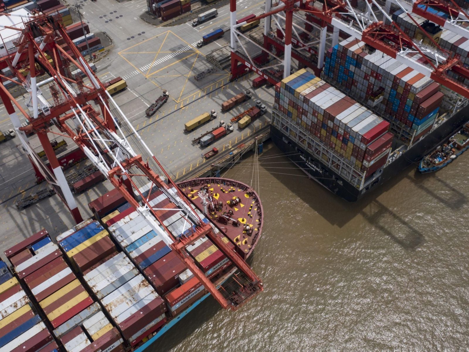 Ships Refueling in China Show How Congestion Is Reshaping Demand Ships Refueling in China Show How Congestion Is Reshaping Demand