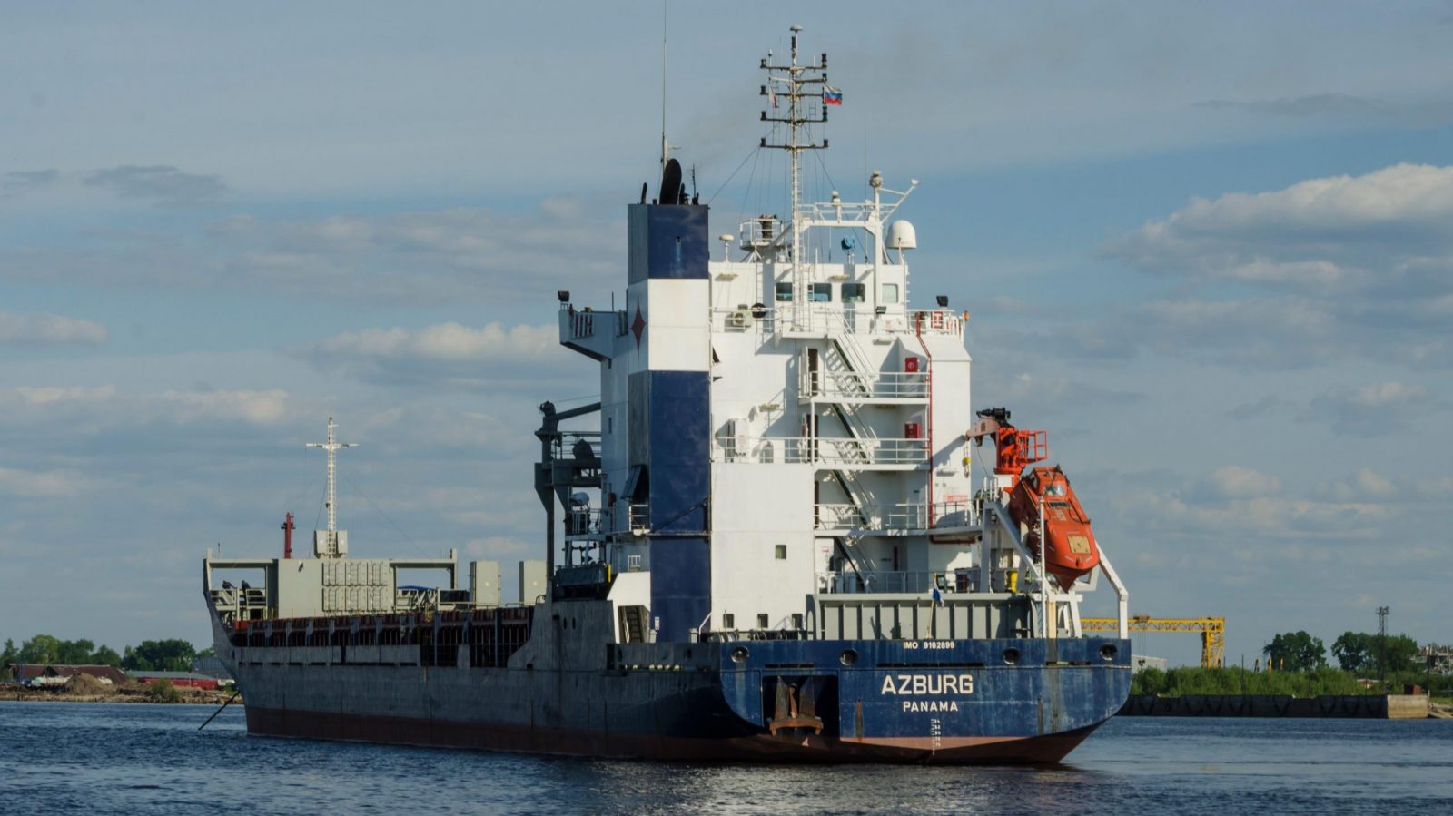 Under attack and low on supplies, 1,500 seafarers trapped in Ukrainian waters