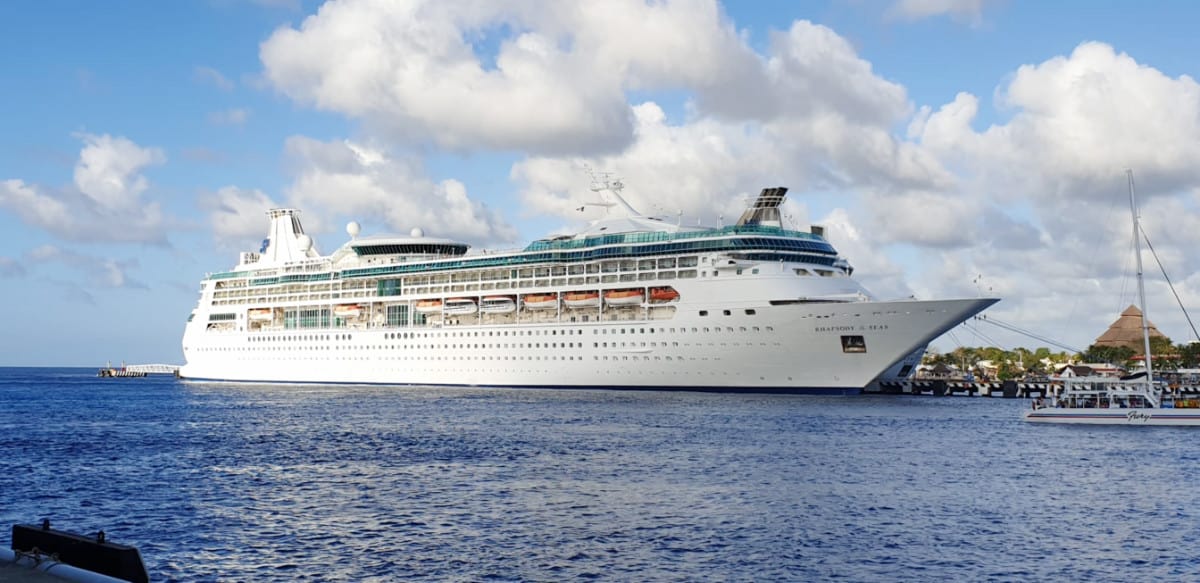 All Royal Caribbean Cruise Ships Back Sailing by End of May