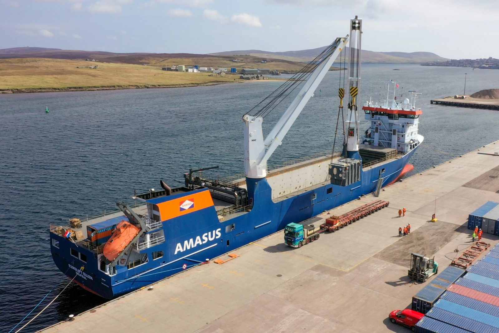 Dogger Bank transformers on the move