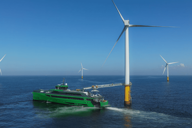 Fast and Comfortable: Damen, Ampelmann in Crew Change Joint Venture