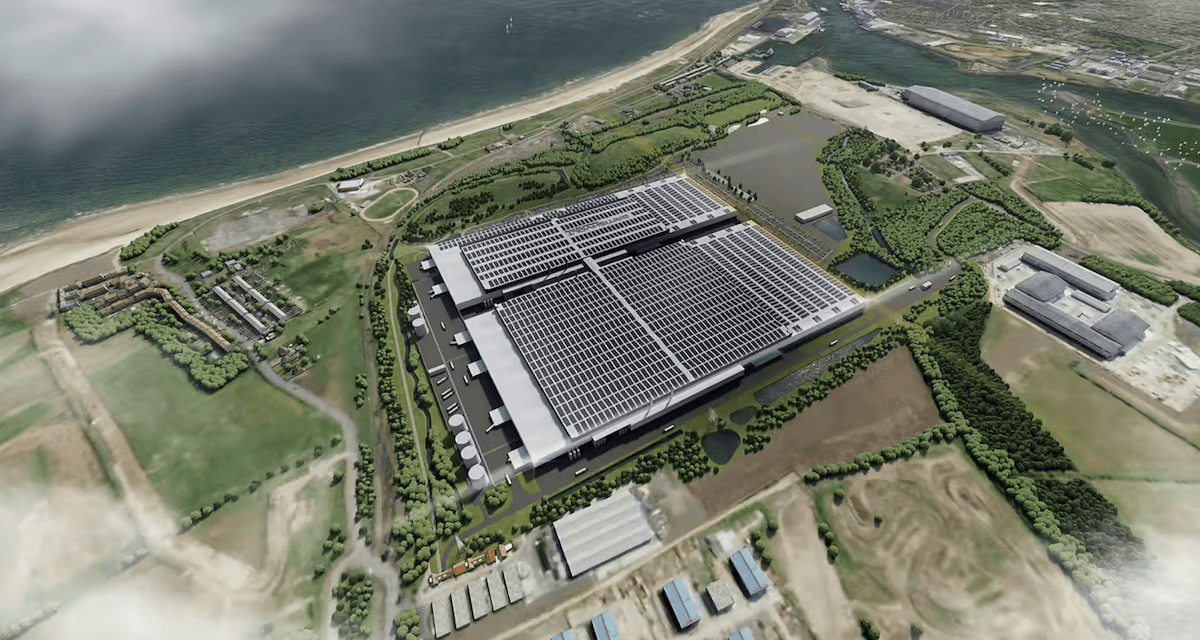 How shipping moves ahead to run on zero-carbon fuels How shipping moves ahead to run on zero-carbon fuels