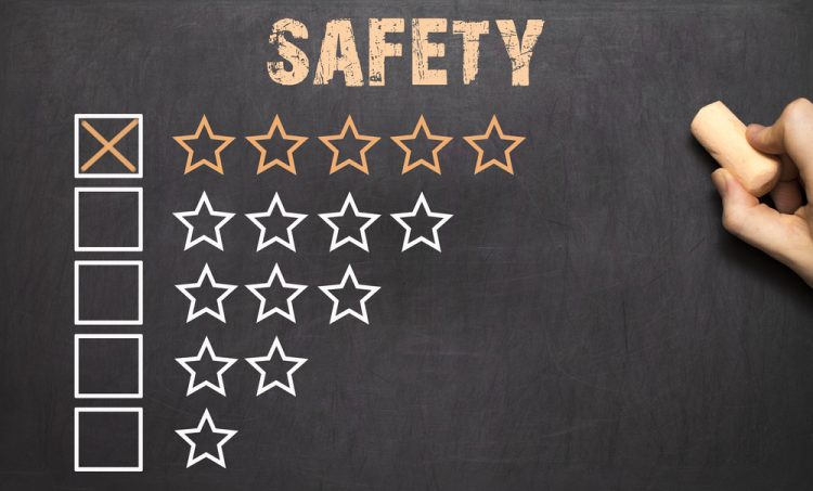 LR: Understanding better the value of safe environments LR: Understanding better the value of safe environments