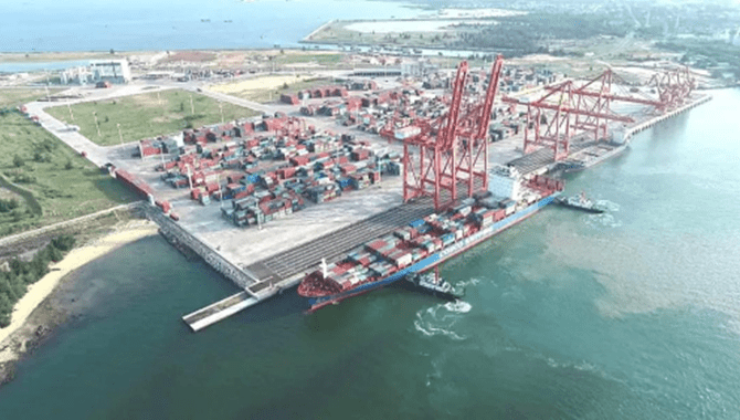 Total transportation capacity of registered seagoing vessels at Yangpu Port exceeds 10 million dwt