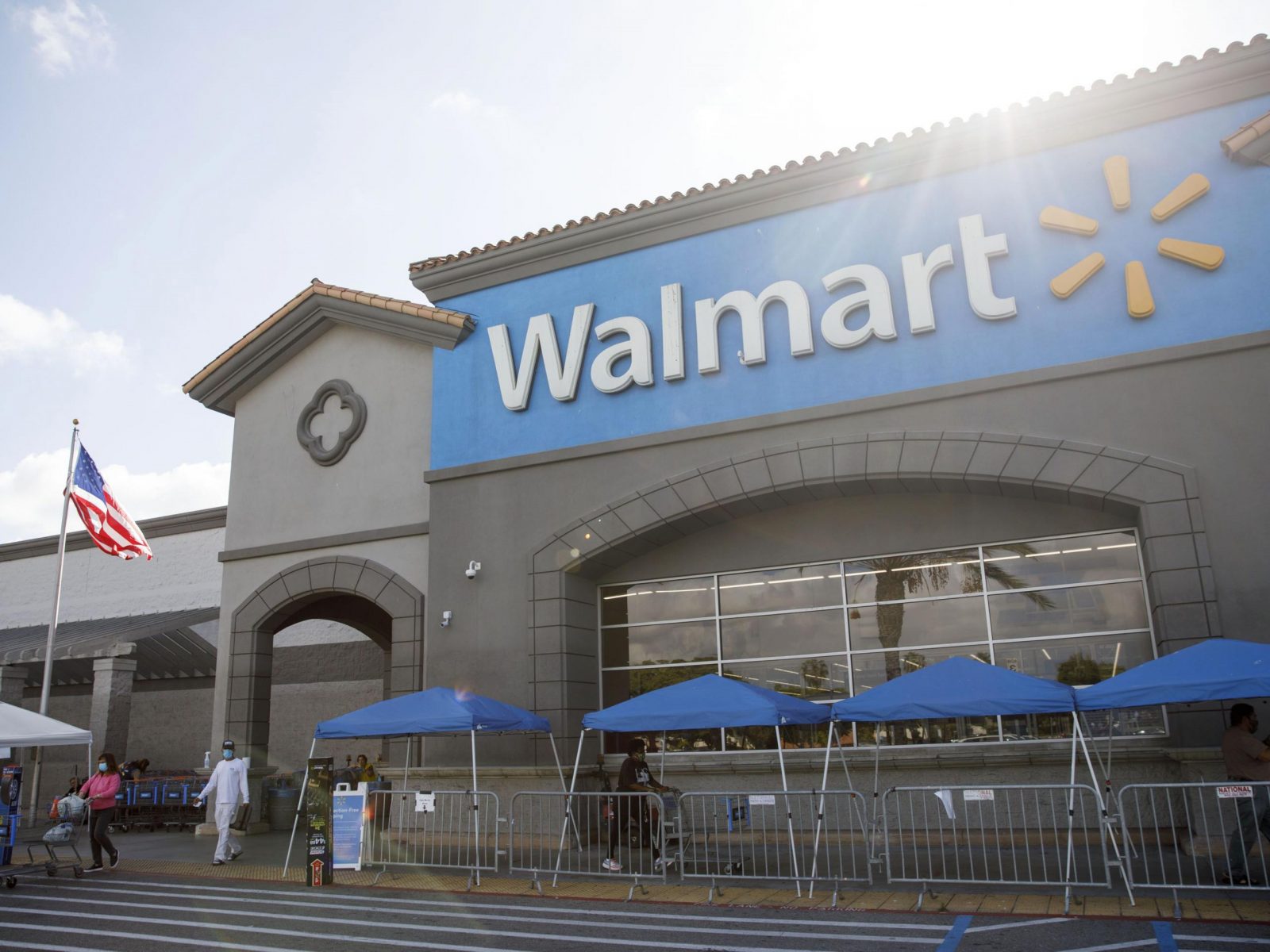 Walmart Woos College Grads With $210,000 Future as Store Bosses