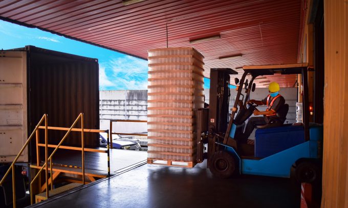Bottlenecks boost US LTL market rates as demand plateaus, for now