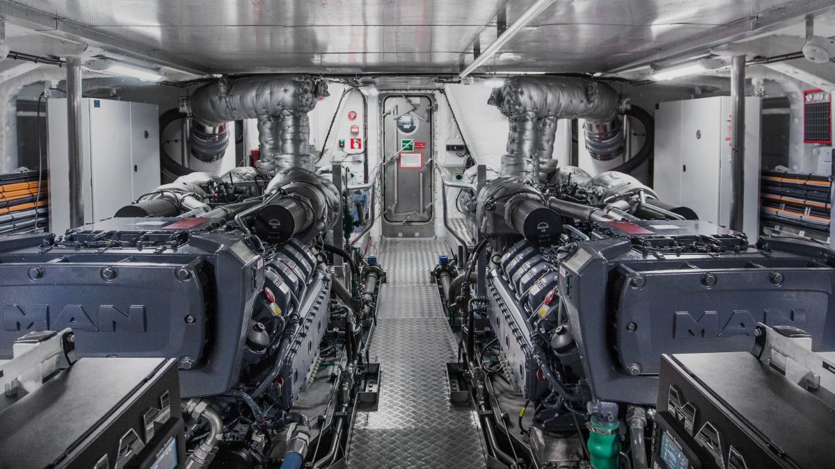 MAN Engines approves green biodiesel for tugs and workboats