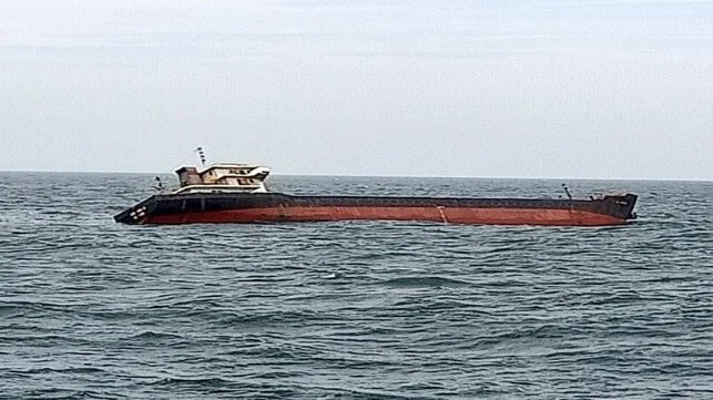 Video: Vietnam Orders Salvage of Sunken Ship After Rescuing Crew