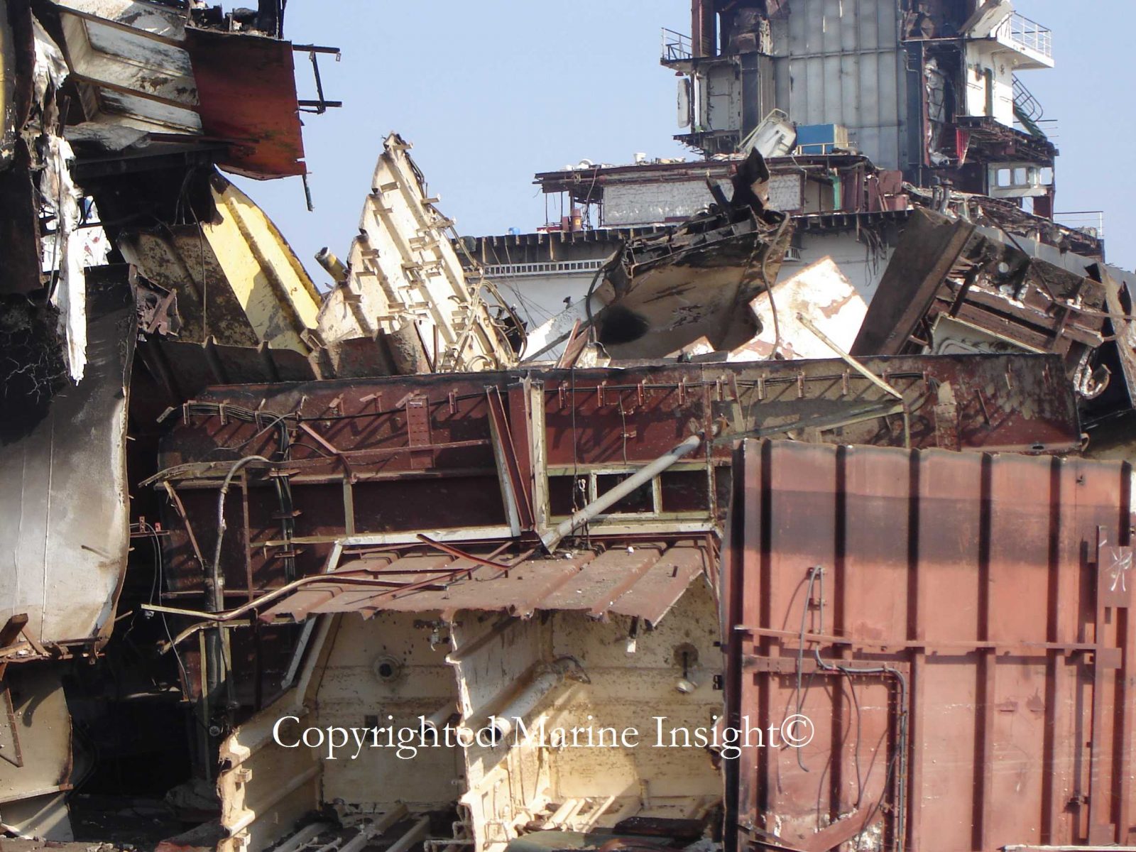 Alang, Gujarat: The World’s Biggest Ship Breaking Yard & A Dangerous Environmental Time Bomb