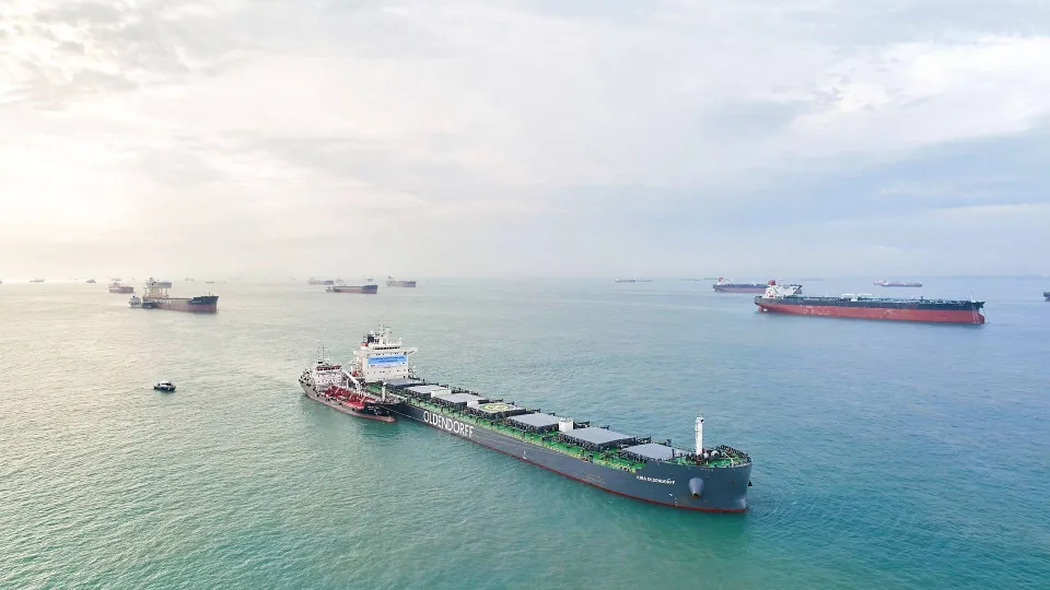 Bunker sales decline in Singapore