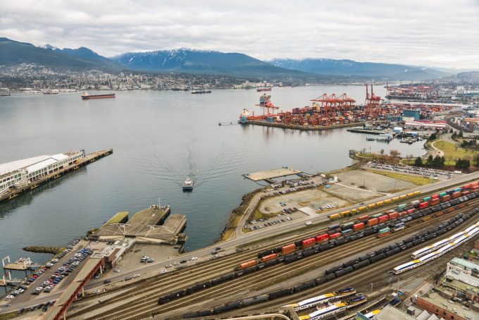 Forest fires and chassis shortage sees NAM port congestion rise again