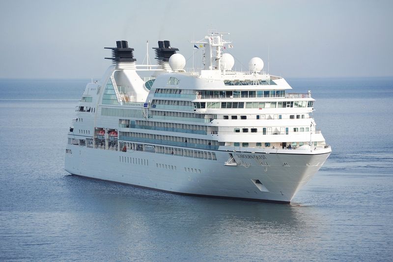 How Are Cruise Ships Powered?