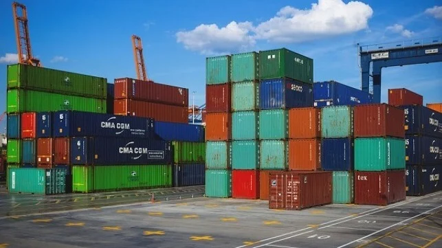 Oversupply of Containers Drives Down Secondhand Prices
