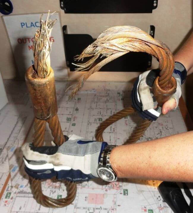 Real Life Accident: Anchor Damages Hull, Bow Thruster Compartment Flooded