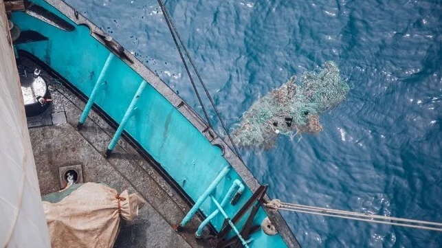 Sailing Vessel Kwai Cleans Up 96 Tonnes of Trash From the Pacific