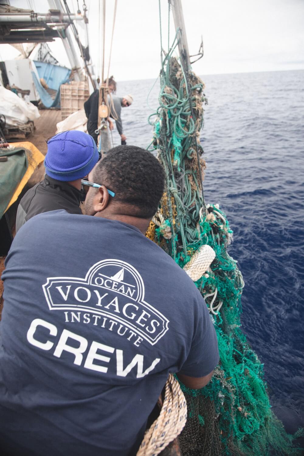 Sailing Vessel Kwai Cleans Up 96 Tonnes of Trash From the Pacific