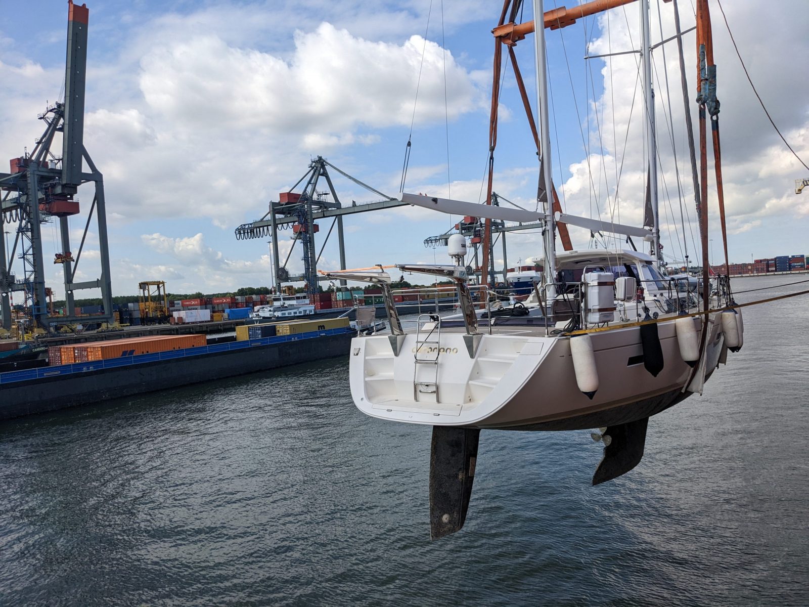 Sevenstar delivers luxury yachts to Rotterdam