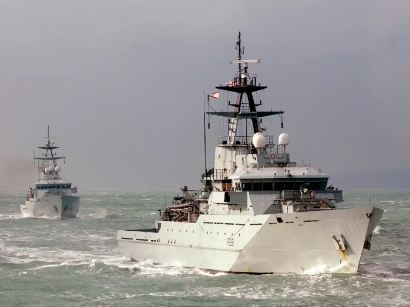 UK MoD eyes exit from Channel migrant mission