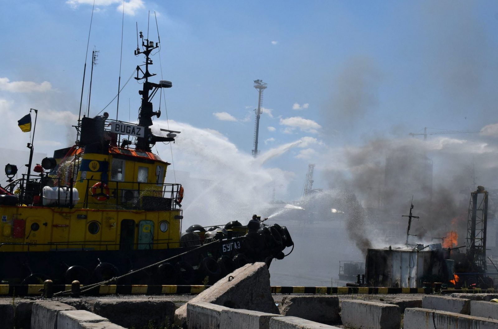 Ukraine Hopes to Ship Grain Again This Week Despite Russian Missile Attack