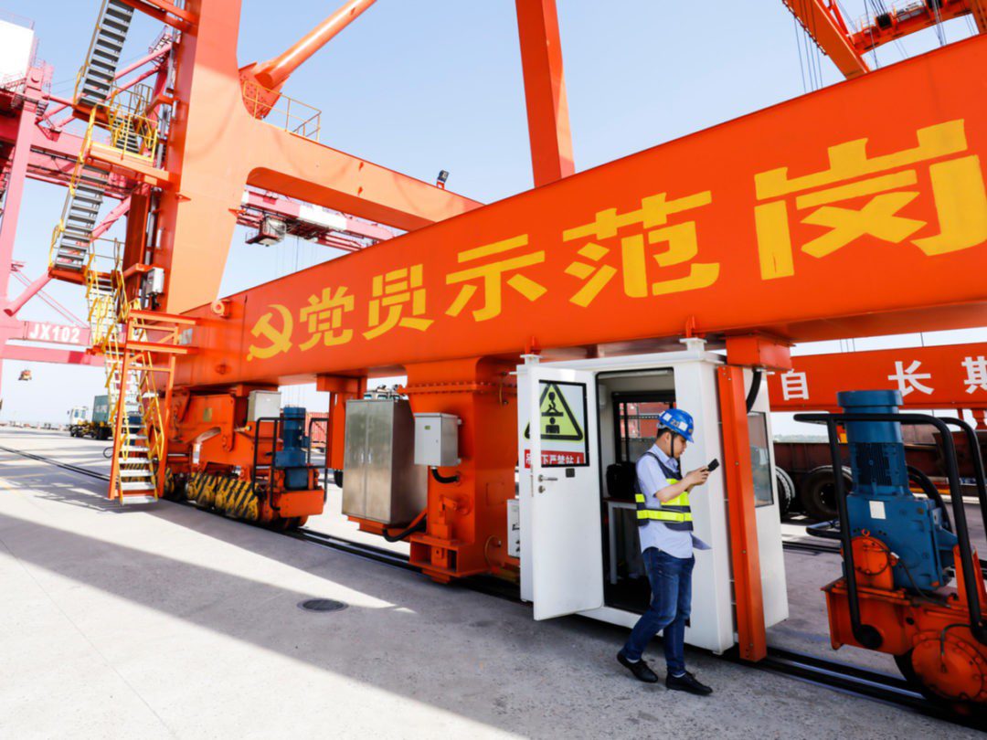 China’s Scorching Heat Leads to Power Cuts, Factory Disruptions