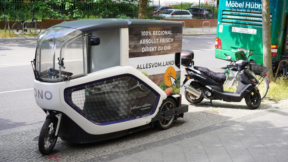 Drones vs. e-cargo bikes: A battle for delivery efficiency