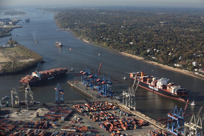 Hamburg bucks Euro hub trend of falling volumes, but faces ‘many challenges’ Hamburg bucks Euro hub trend of falling volumes, but faces ‘many challenges’