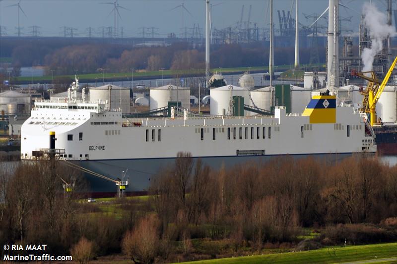 Largest shortsea roro to sport tilting rotor sails