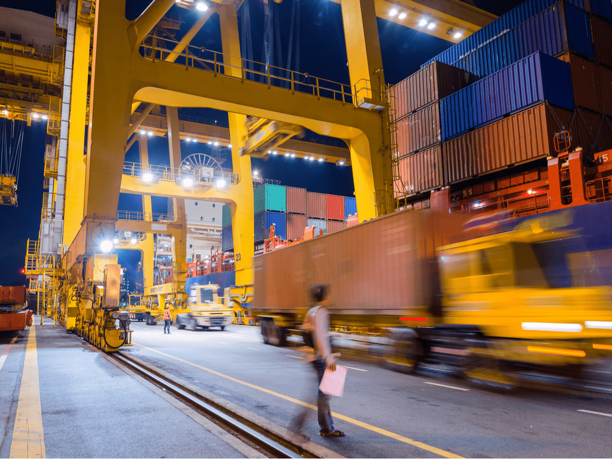 San Pedro Bay Ports Seek Comment on Second Drayage Truck Assessment