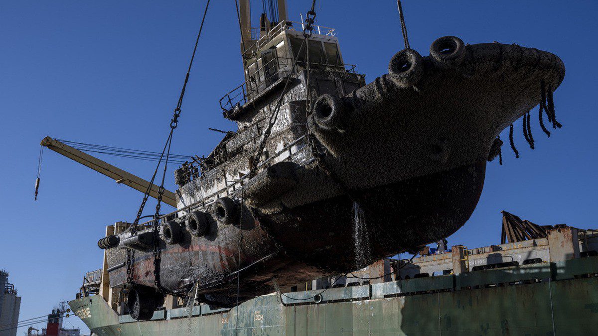 York Cove tug wreck salvaged in Tasmania, salvage of second tug wreck continues