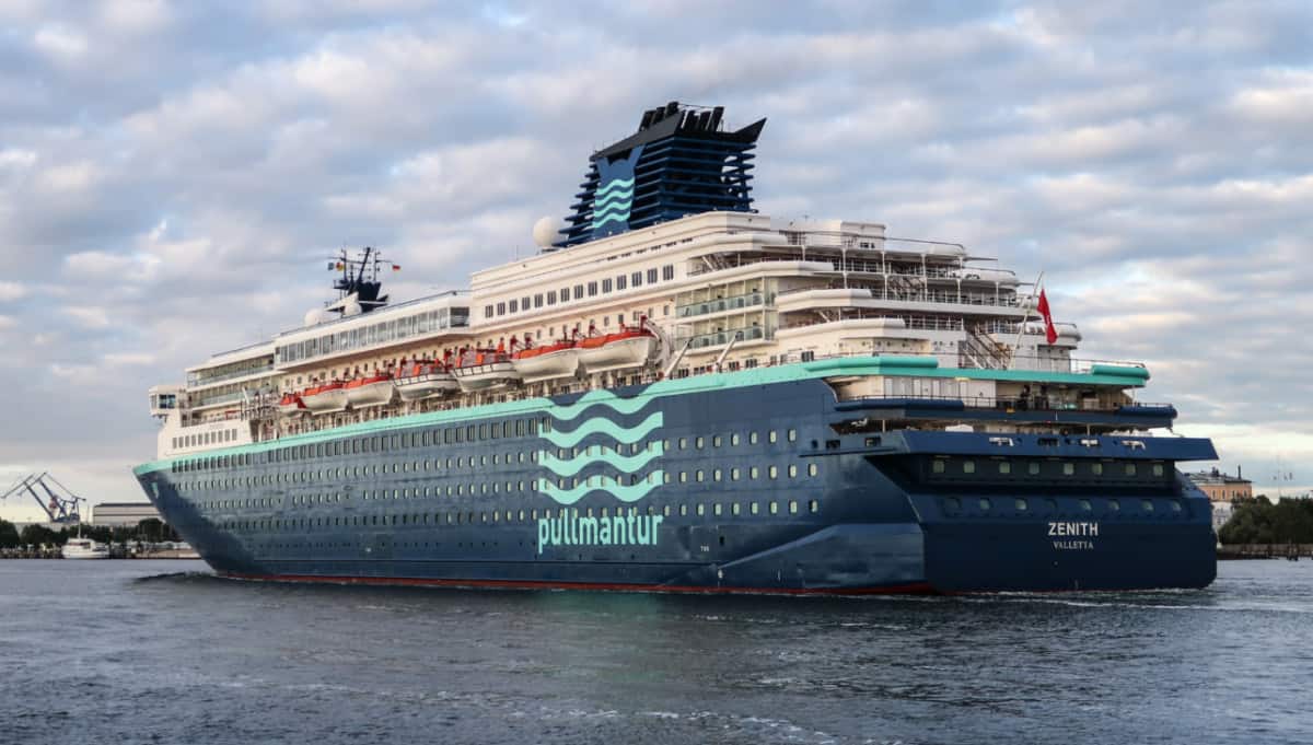 Former Celebrity Cruise Ship Arrives for Scrapping in India