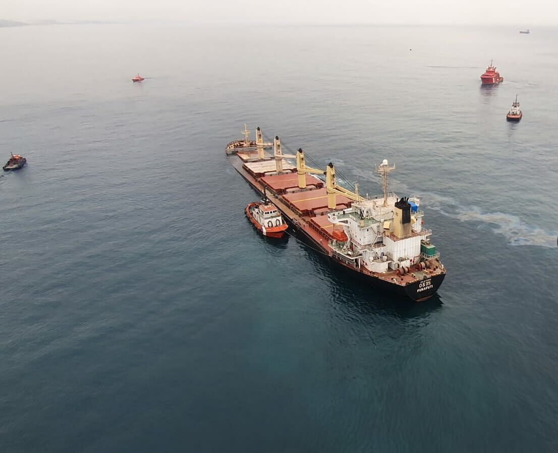 Gibraltar Makes Progress at Pumping Oil from Wrecked Bulker