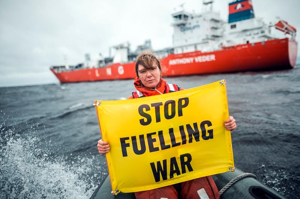 Photos: Greenpeace Campaigners Block Russian LNG Delivery in Finland