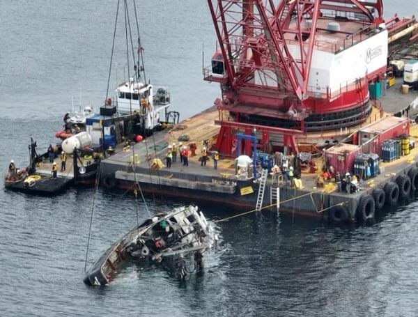 Photos: Salvage of Sunken Fishing Vessel in Haro Strait Hits a Snag