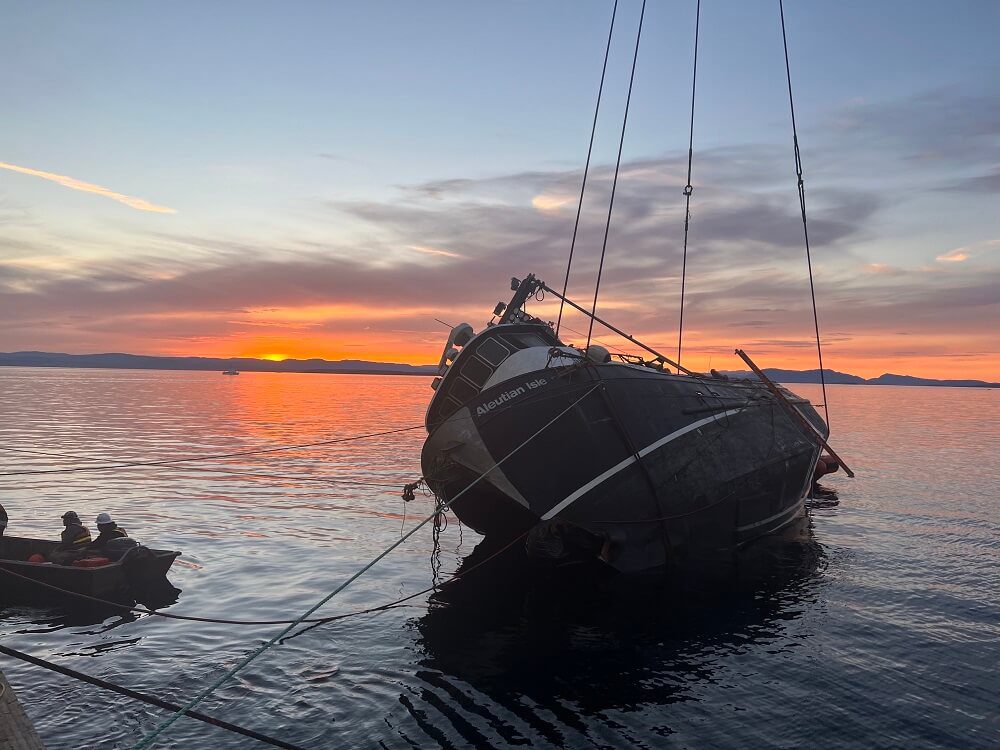 Photos: Salvage of Sunken Fishing Vessel in Haro Strait Hits a Snag