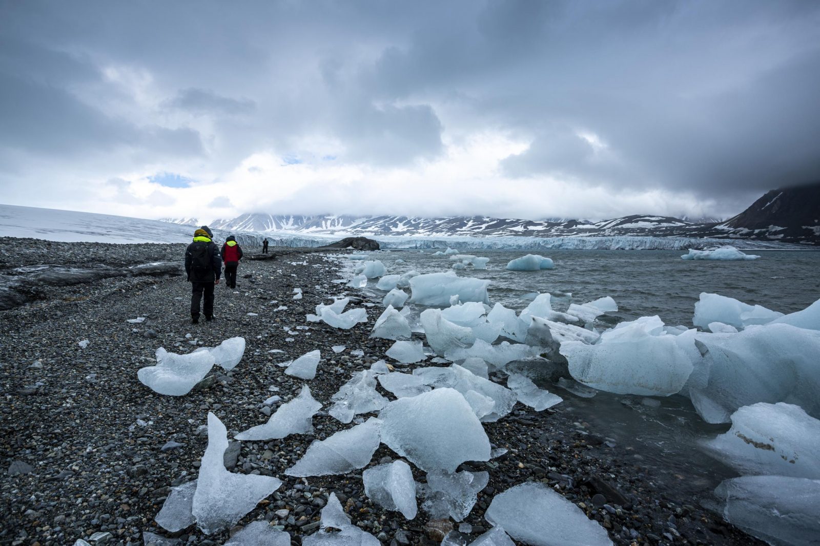 Arctic sailor wins £2,500 award for climate change story