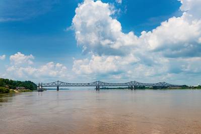 Corps Building Underwater Sill to Halt Saltwater Intrusion in Mississippi River