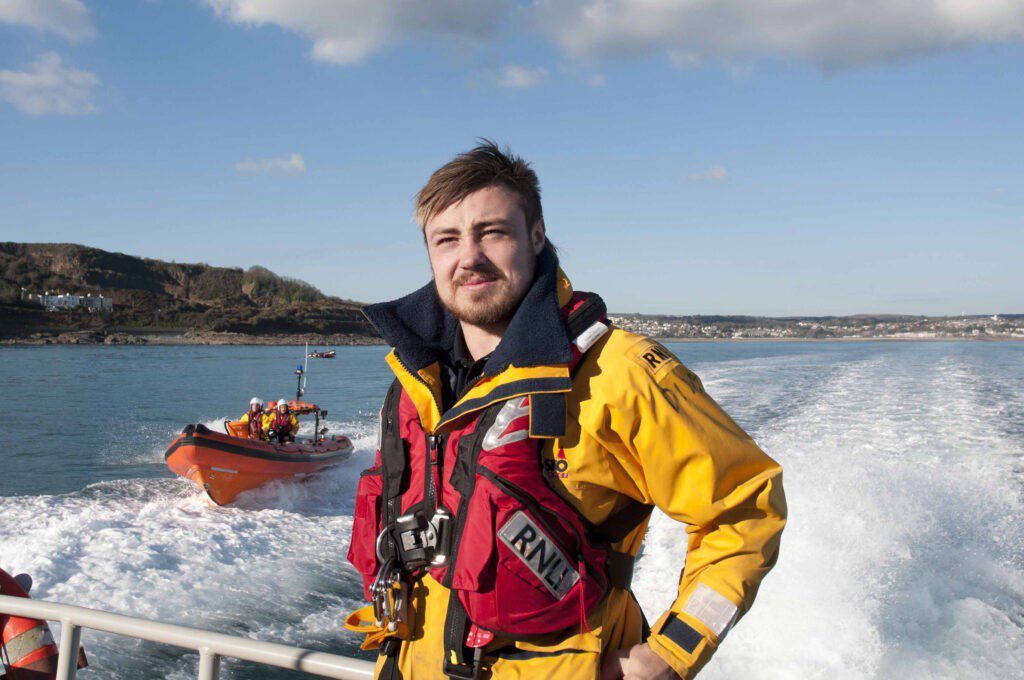 England rugby team calls on RNLI for training in Jersey