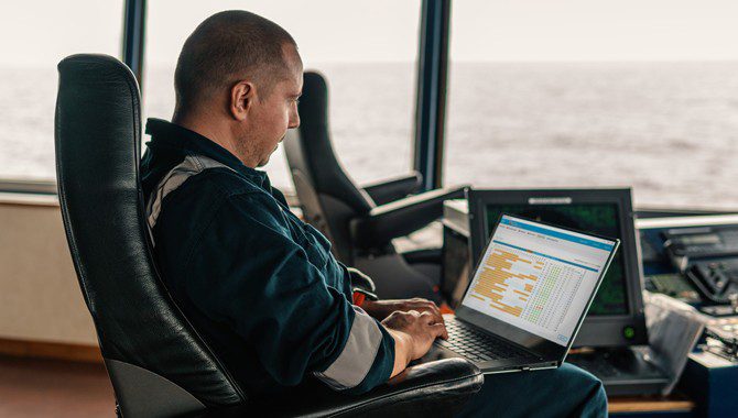 Hanseaticsoft launches fleet management app Cloud Ship Manager in multiple languages to help international seafarers