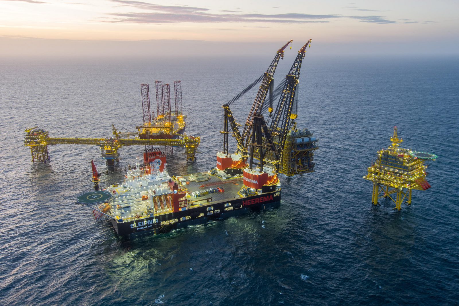Heerema breaks lifting record with 17,000 metric ton TotalEnergies' Tyra TEG module