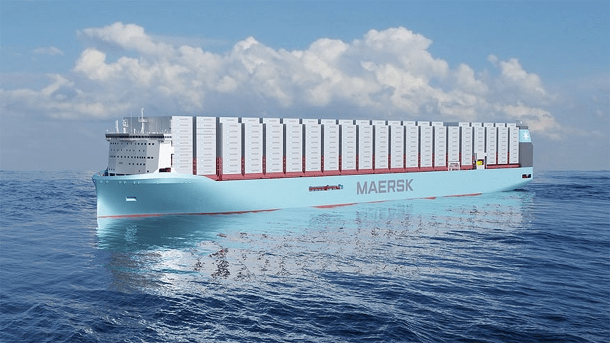 MAN wins Maersk methanol engines contract