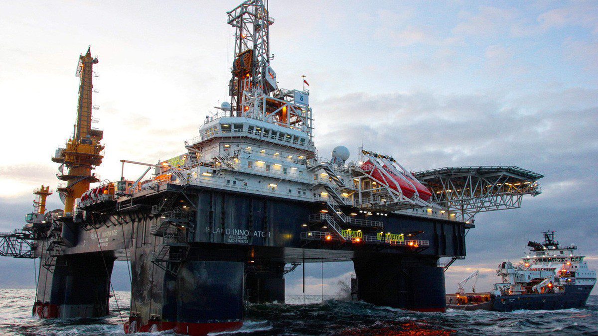 Rigs report: COSL wins US$2Bn in Middle East contracts; ADNOC sets drilling record