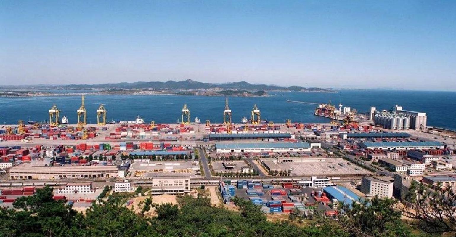 Порт Далянь. Порт Далянь Китай. Dalian Port. Кухня в Даляне фото.