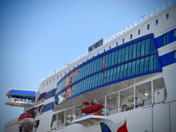 P&O Takes Delivery of World’s Largest Double-Ended Hybrid Ro-Ro Ferry