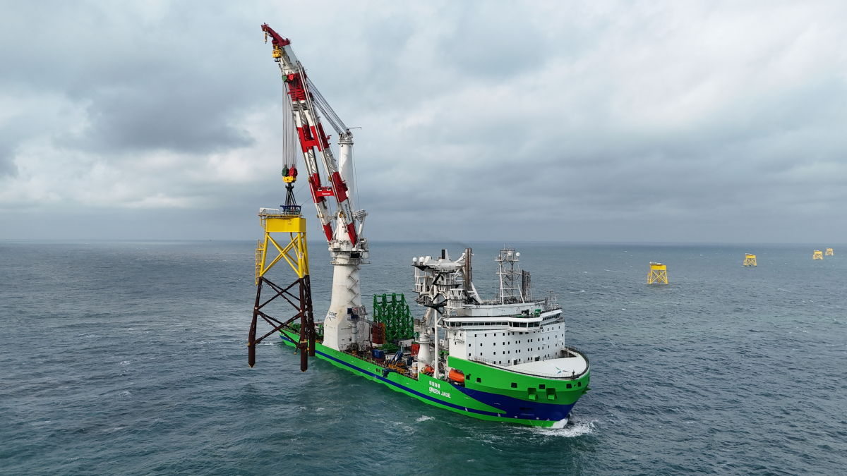 Green Jade, with Wartsila engines and thrusters onboard, is installing structures for an offshore windfarm offshore Taiwan (source: Wartsila)