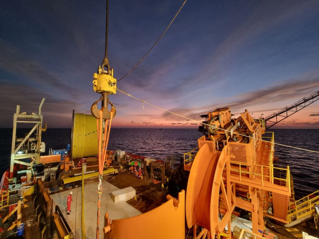 Subsea7 done with pipeline replacement off Brunei for Shell (Photo)
